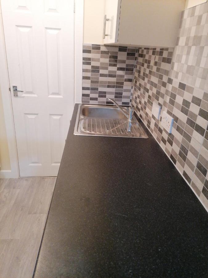 Self-Contained Studio Flat Bathrooms Kitchens Upgrade Locations To City Centre 15 Minutes Walking Distance Nottingham Universities Queen Hospitals City Hospitals Kültér fotó